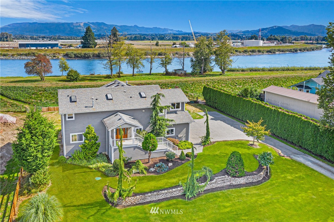 14145 Avon Allen Road Mount Vernon, WA 98273 - Photo 3 of 40 Gallery Image 3
