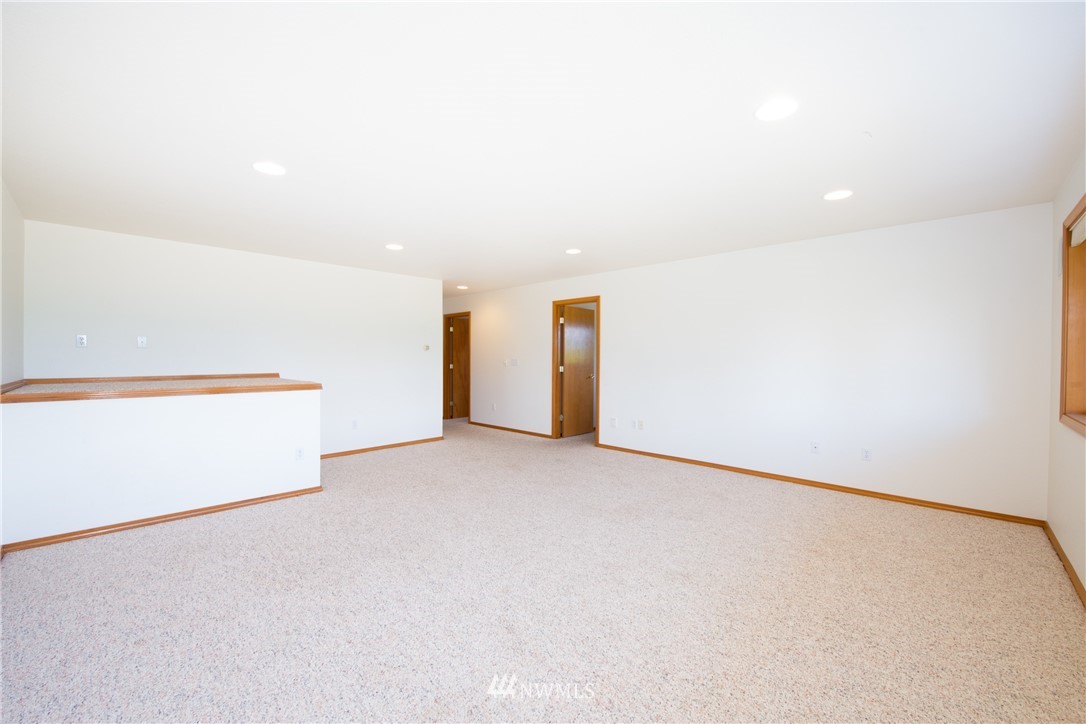 14145 Avon Allen Road Mount Vernon, WA 98273 - Photo 29 of 40 Gallery Image 29
