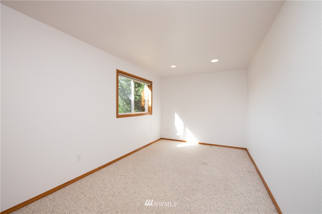 14145 Avon Allen Road Mount Vernon, WA 98273 - Photo 30 of 40 Gallery Image 30