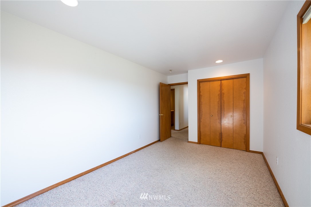 14145 Avon Allen Road Mount Vernon, WA 98273 - Photo 31 of 40 Gallery Image 31