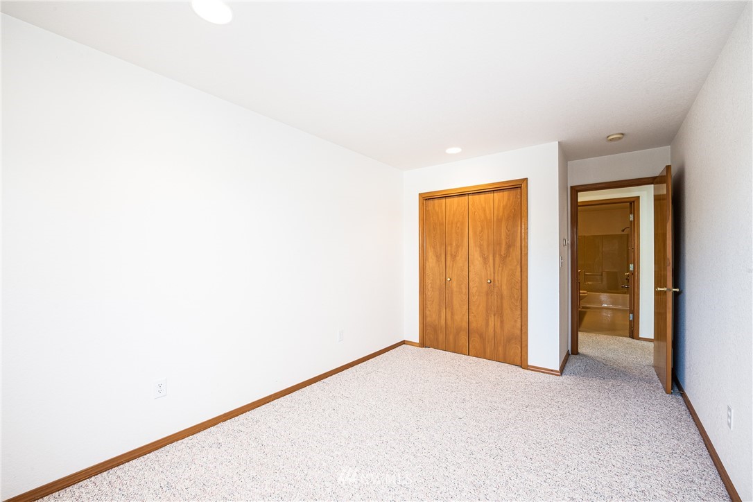 14145 Avon Allen Road Mount Vernon, WA 98273 - Photo 33 of 40 Gallery Image 33