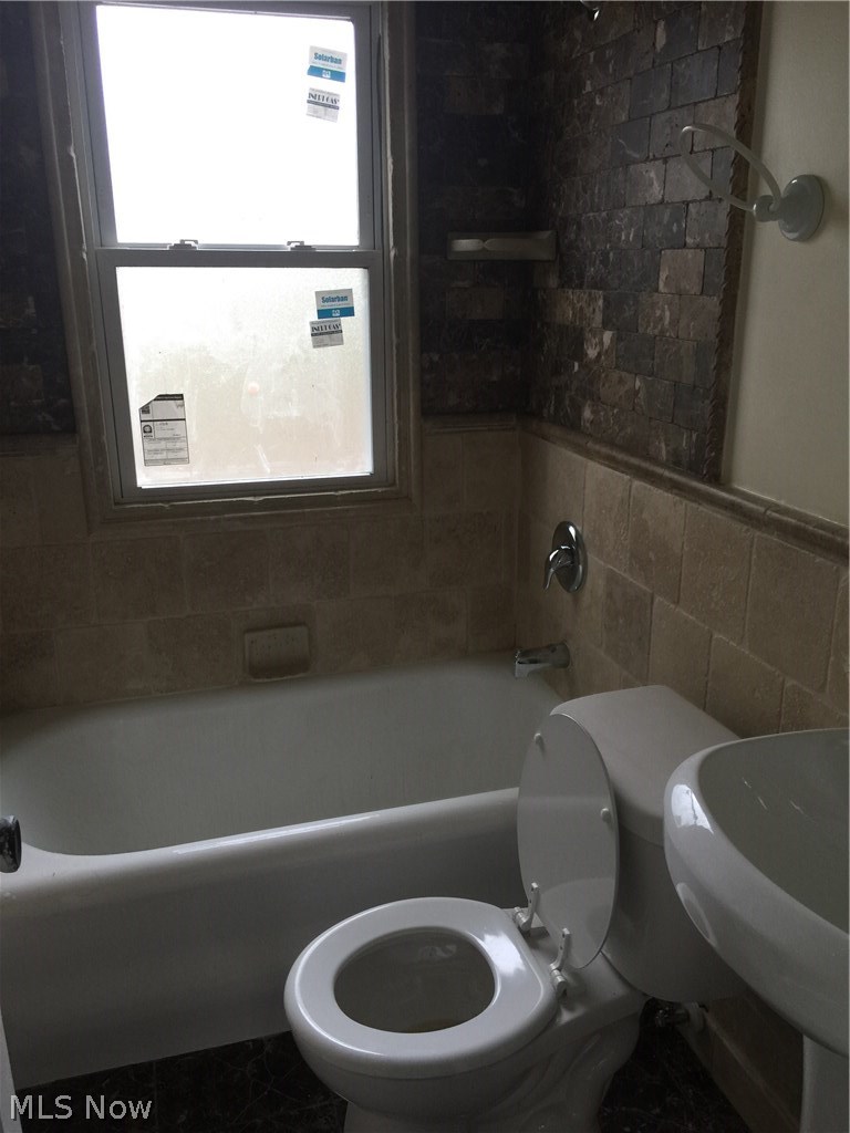 3632 Chelton Road Cleveland, OH 44120 - Photo 23 of 24