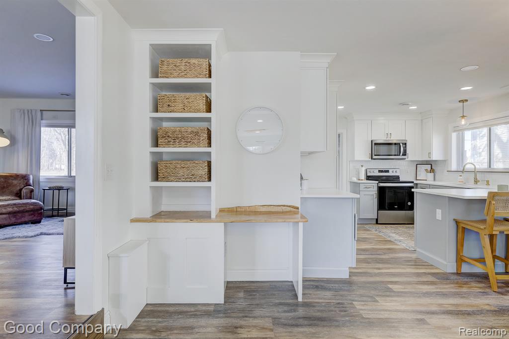 4896 Chicago Road Warren, MI 48092 - Photo 23 of 80 Gallery Image 23