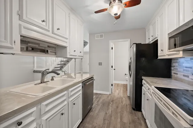 $2,595 | 717 Williamson Drive, Mount Pleasant, SC 29464