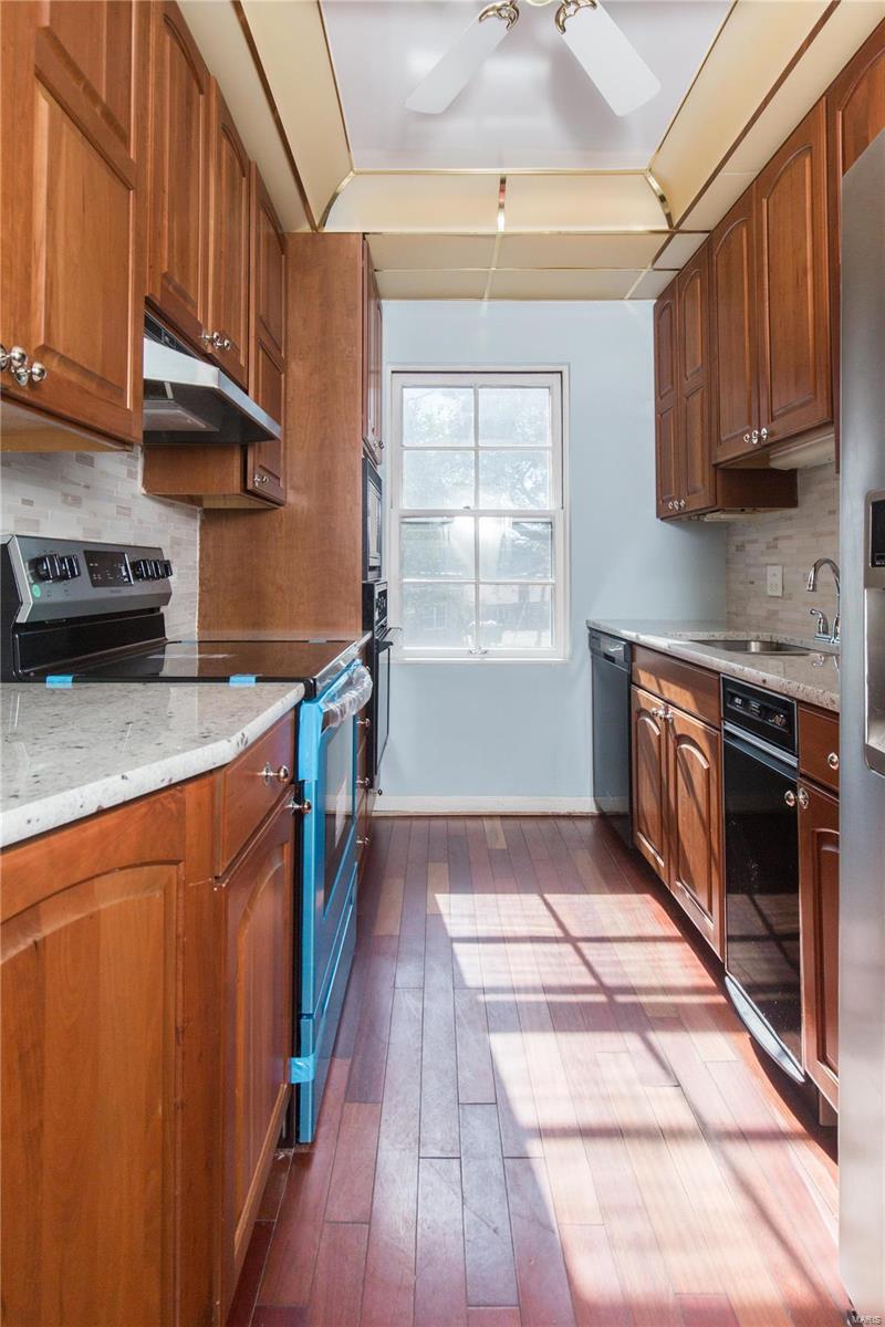 923 South Hanley Road, Unit B/D Clayton, MO 63105 - Photo 4 of 24 Gallery Image 4