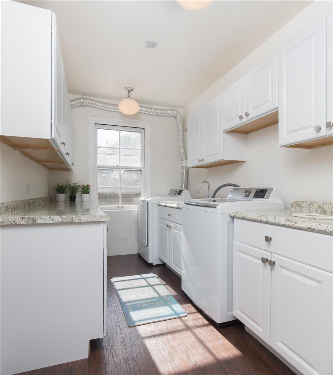 923 South Hanley Road, Unit B/D Clayton, MO 63105 - Photo 10 of 24 Gallery Image 10