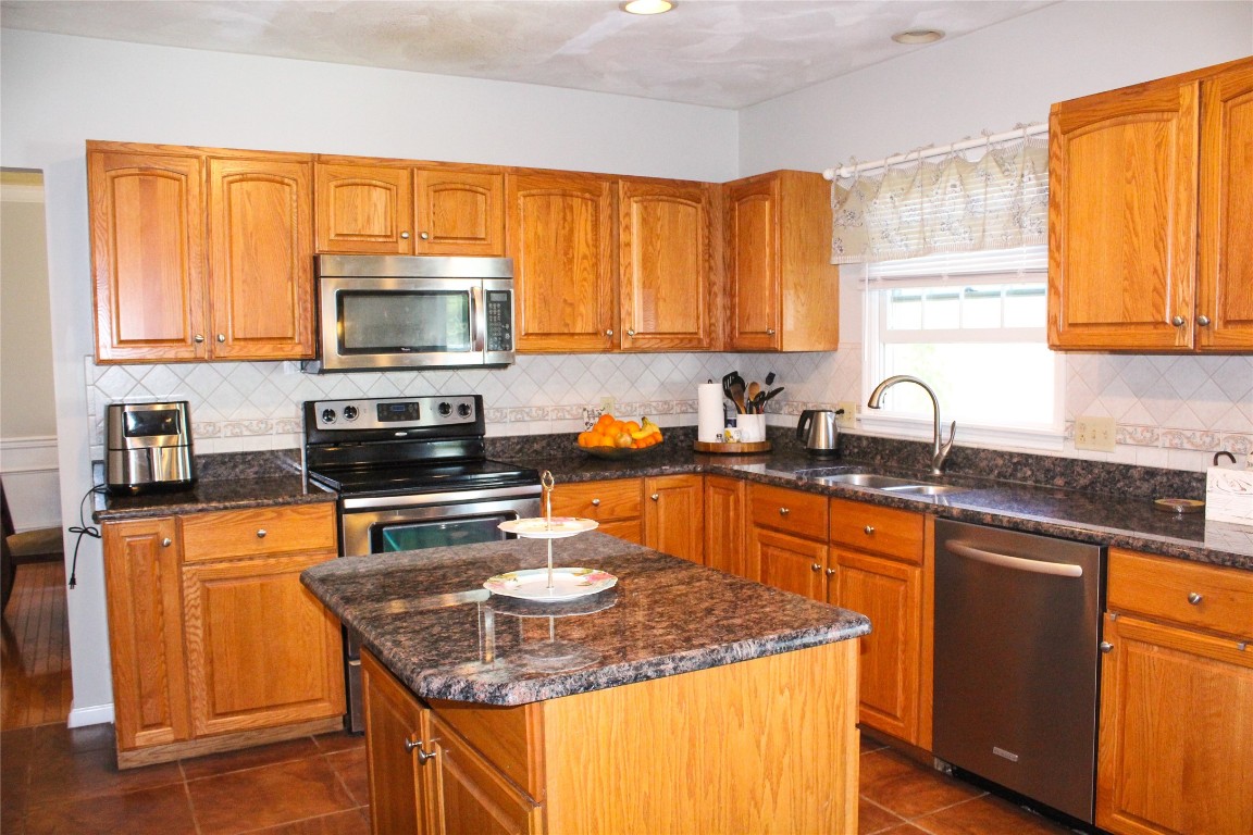 3105 Knapp Road Vestal, NY 13850 - Photo 9 of 31