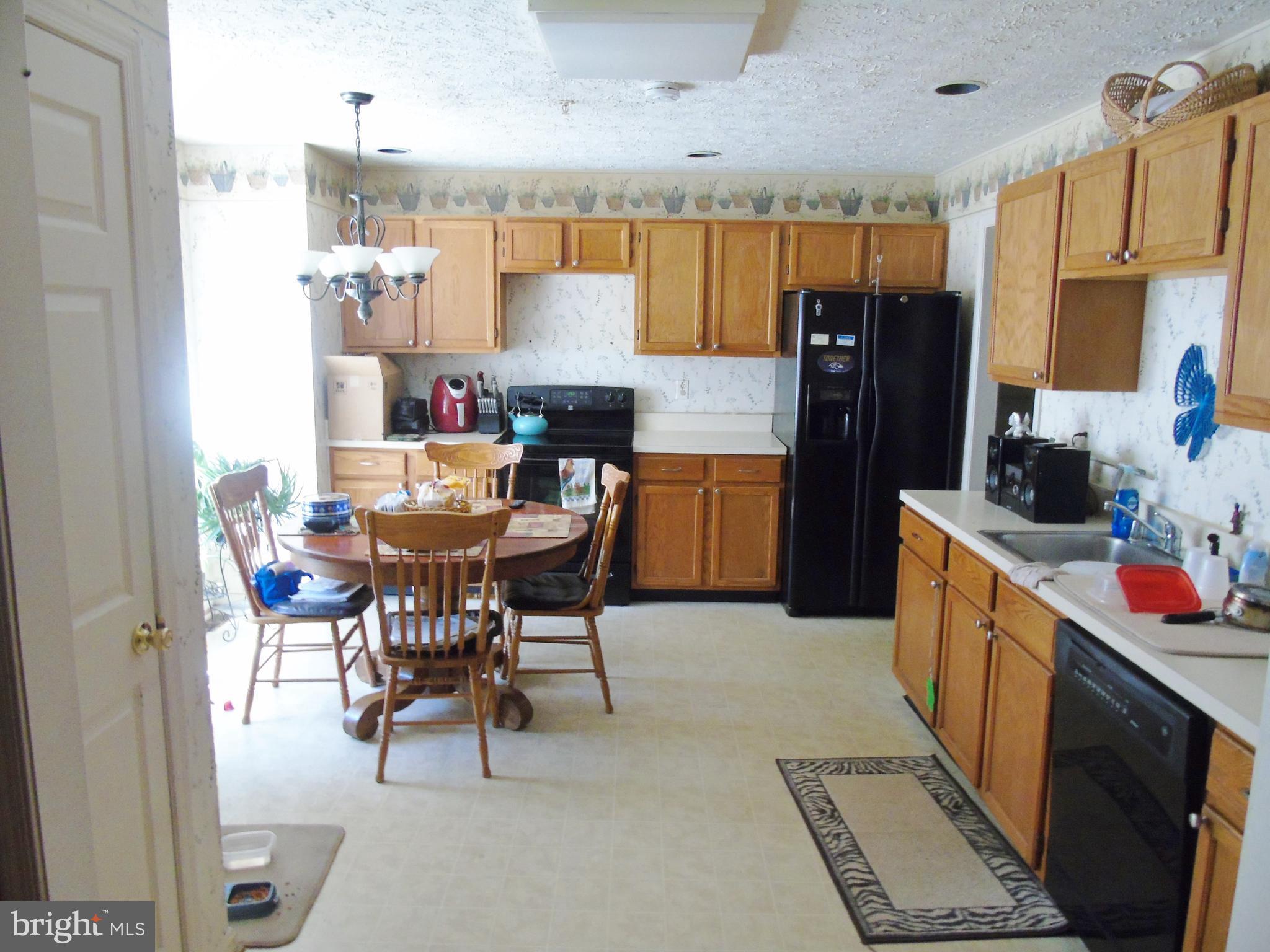 2201 Conquest Way Odenton, MD 21113 - Photo 2 of 23 Kitchen