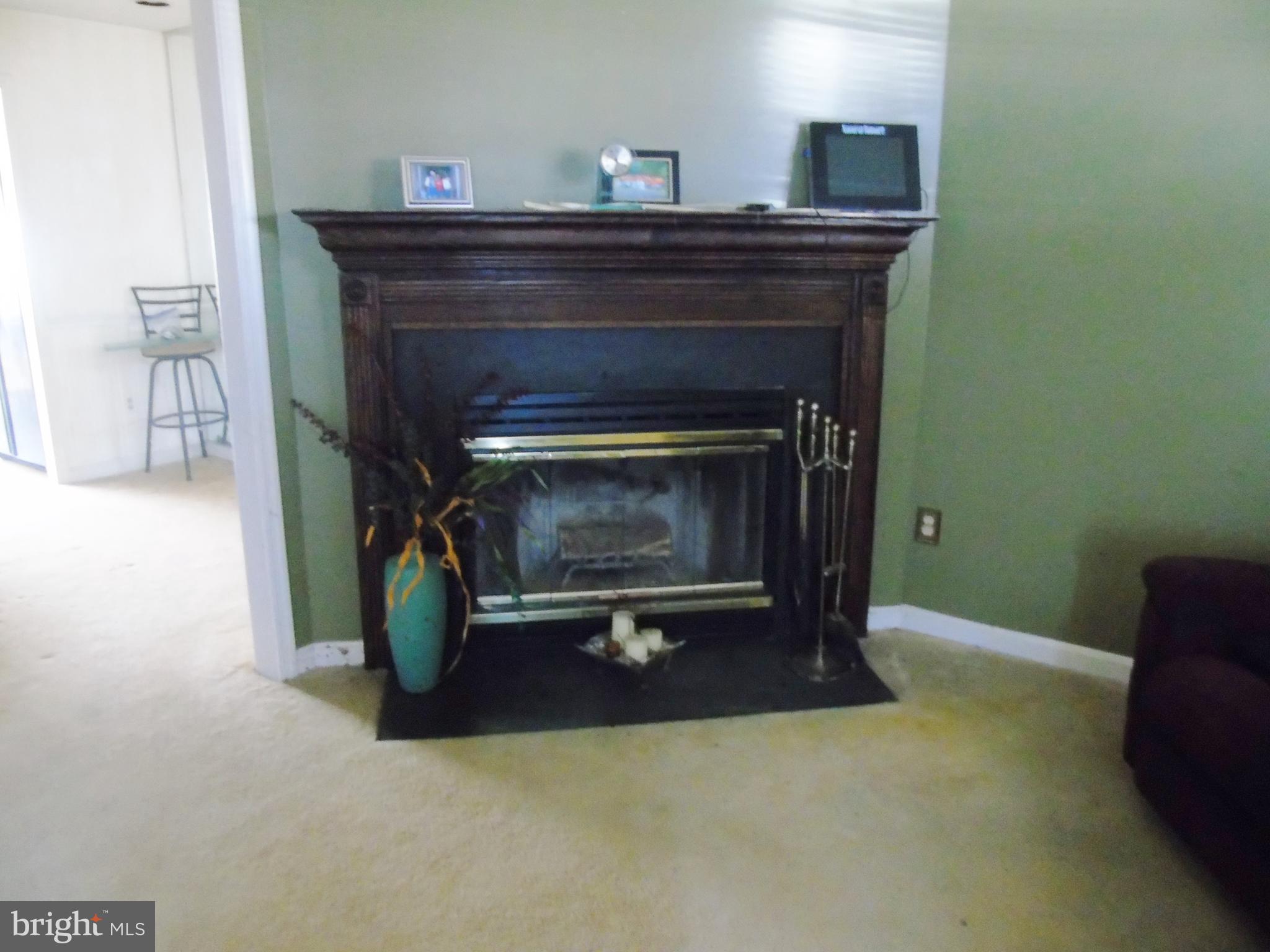 2201 Conquest Way Odenton, MD 21113 - Photo 4 of 23 Living Room