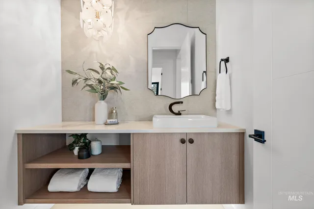 $2,299,000 | 3402 North Mayberry Way, Eagle, ID 83616