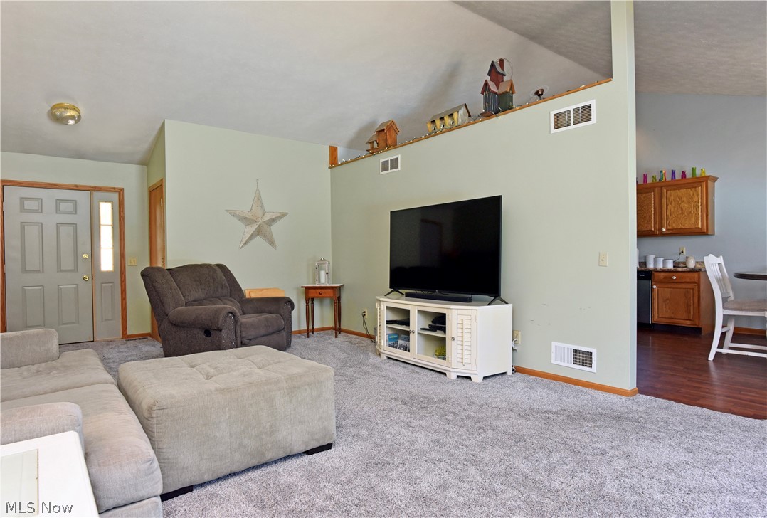 2010 Park Road Southeast Carrollton, OH 44615 - Photo 15 of 25 Gallery Image 15