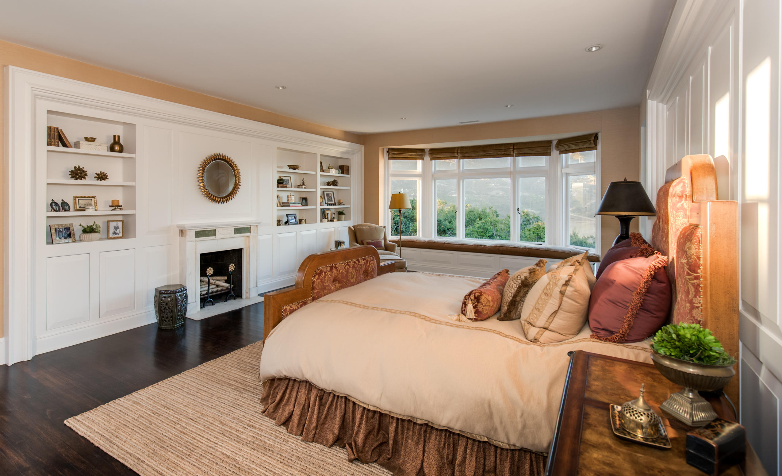 1041 Mission Ridge Road Santa Barbara, CA 93103 - Photo 11 of 31 Master bedroom