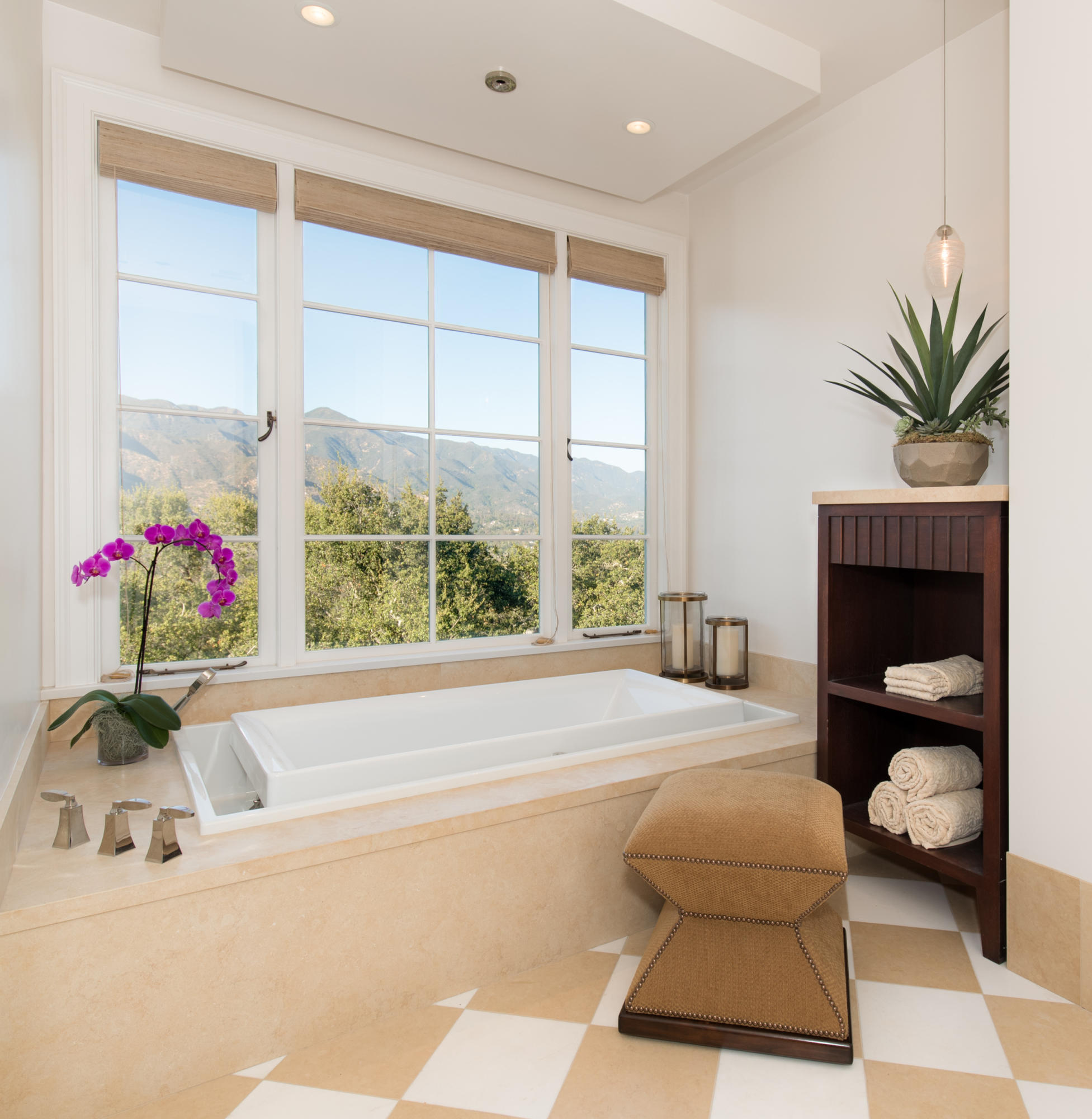 1041 Mission Ridge Road Santa Barbara, CA 93103 - Photo 13 of 31 1041 MISSION RIDGE RESHOOT - WEB-1