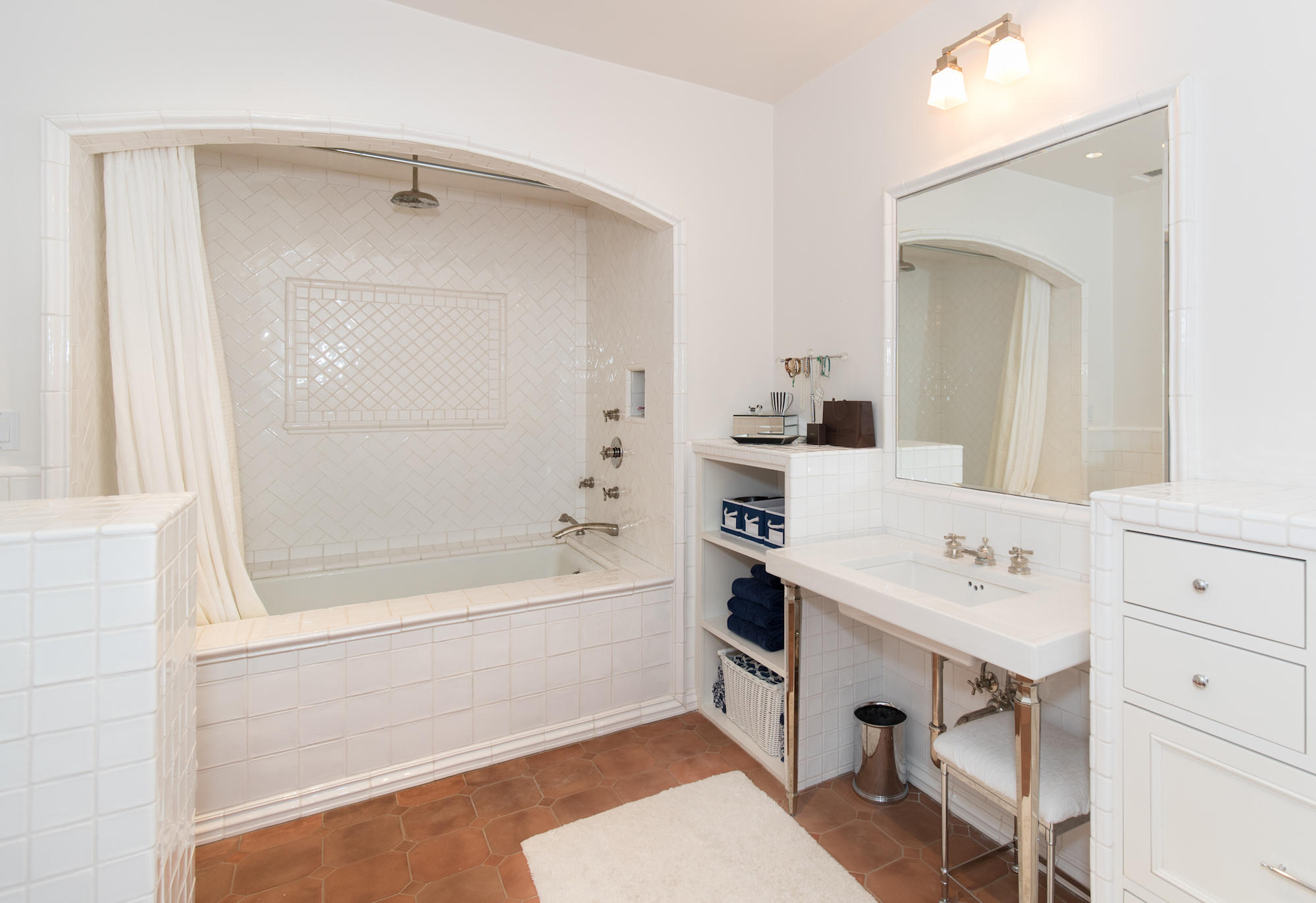 1041 Mission Ridge Road Santa Barbara, CA 93103 - Photo 16 of 31 Separate bedroom suite bath