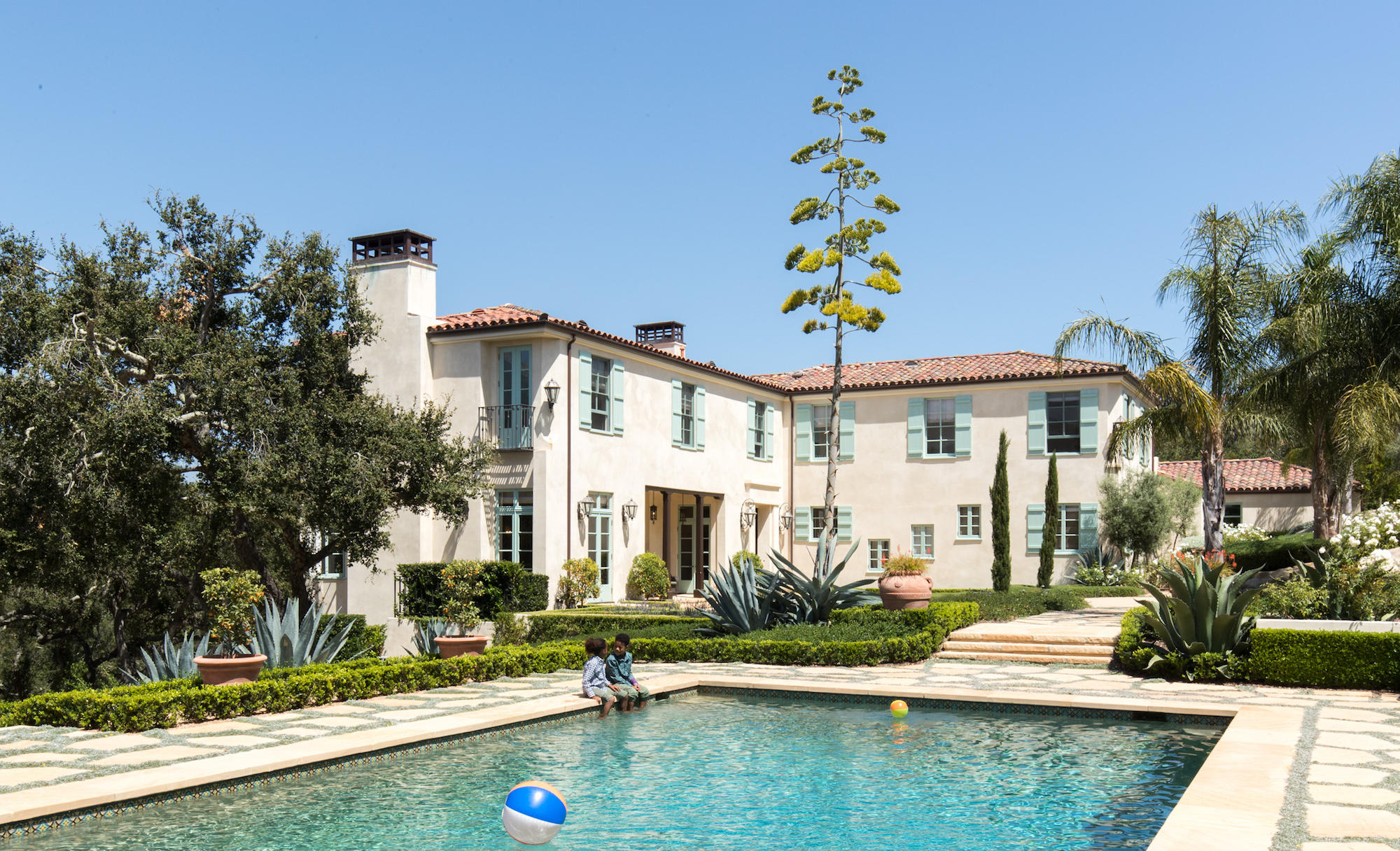 1041 Mission Ridge Road Santa Barbara, CA 93103 - Photo 20 of 31 Pool and home