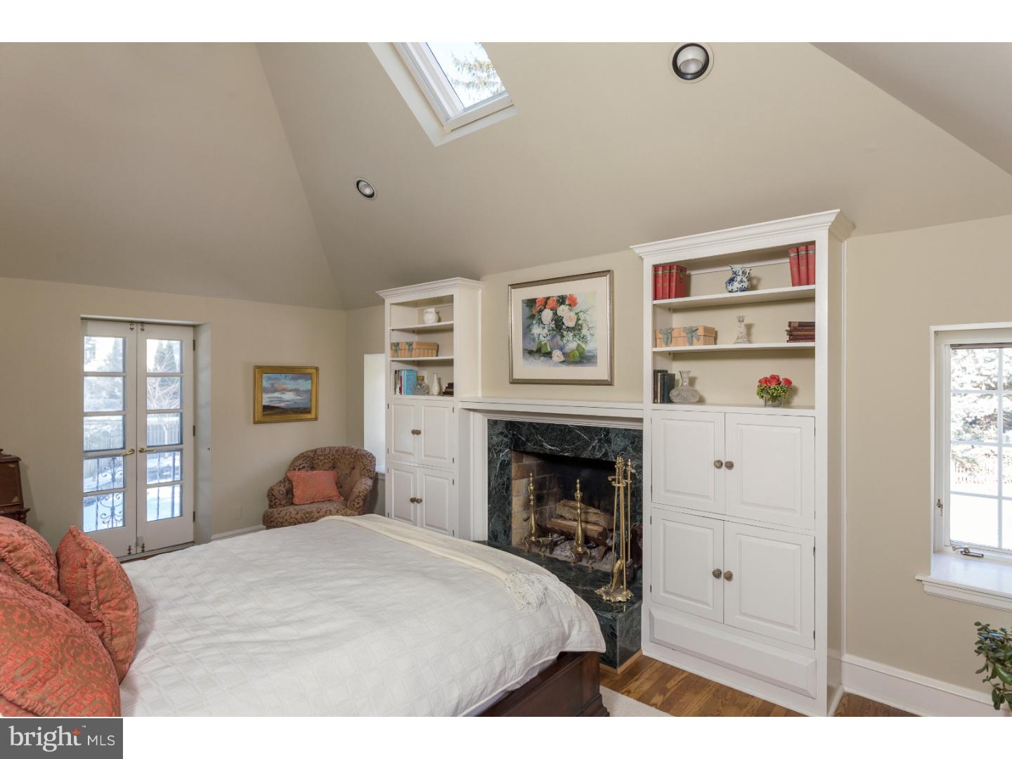 113 Cornwall Lane Wayne, PA 19087 - Photo 14 of 25 Master Bedroom