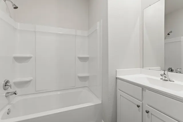 $2,370 | 2538 Green Jasper Drive, Iowa Colony, TX 77583