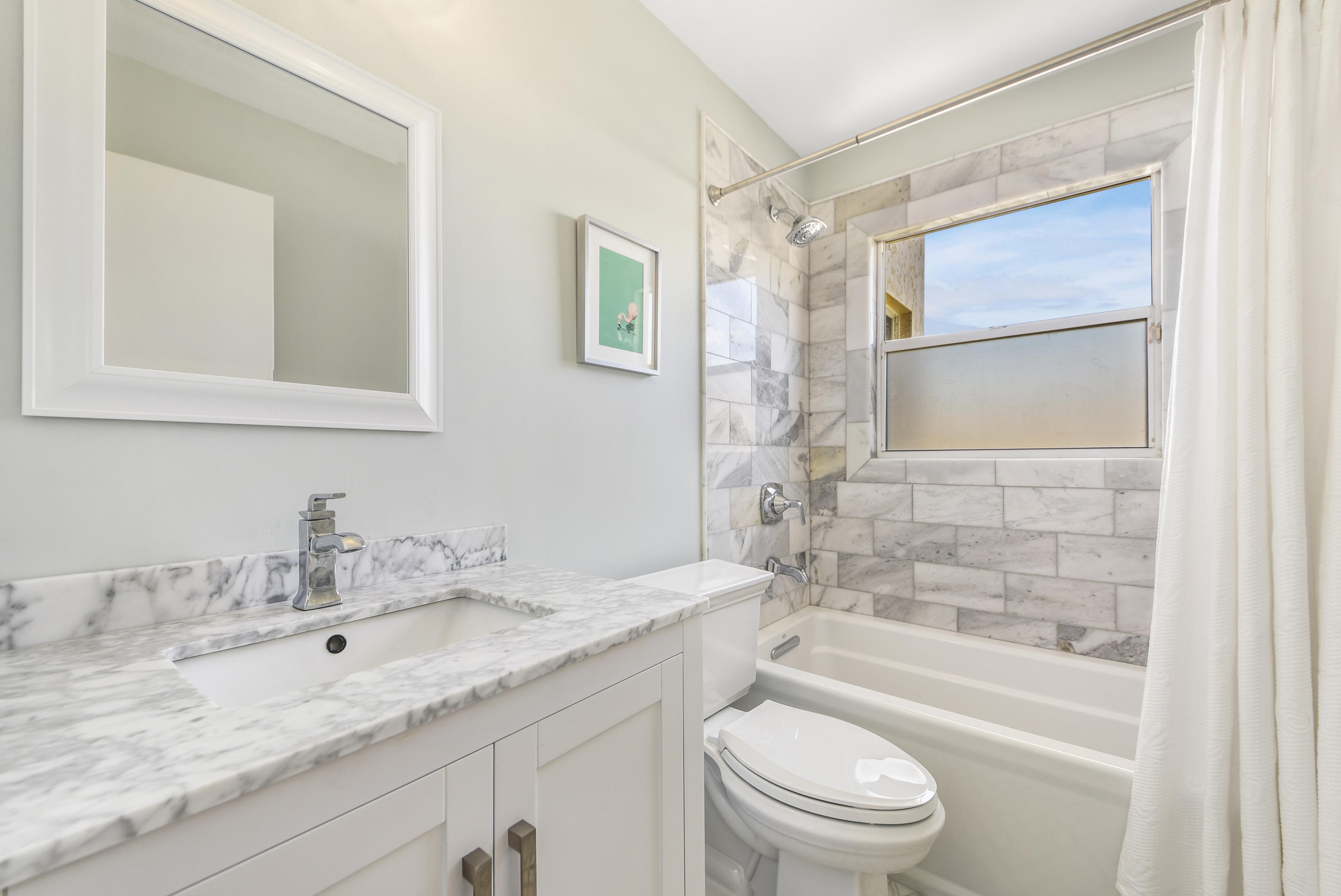 6638 Northwest 25th Terrace Boca Raton, FL 33496 - Photo 11 of 13 Bathroom 2