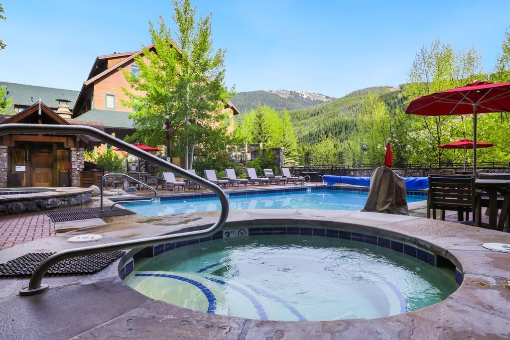 100 Dercum Square, Unit 8329 Keystone, CO 80435 - Photo 19 of 28 View of the pool and hot tub area