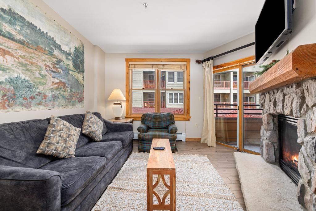 100 Dercum Square, Unit 8329 Keystone, CO 80435 - Photo 3 of 28 Great natural light throughout the condo