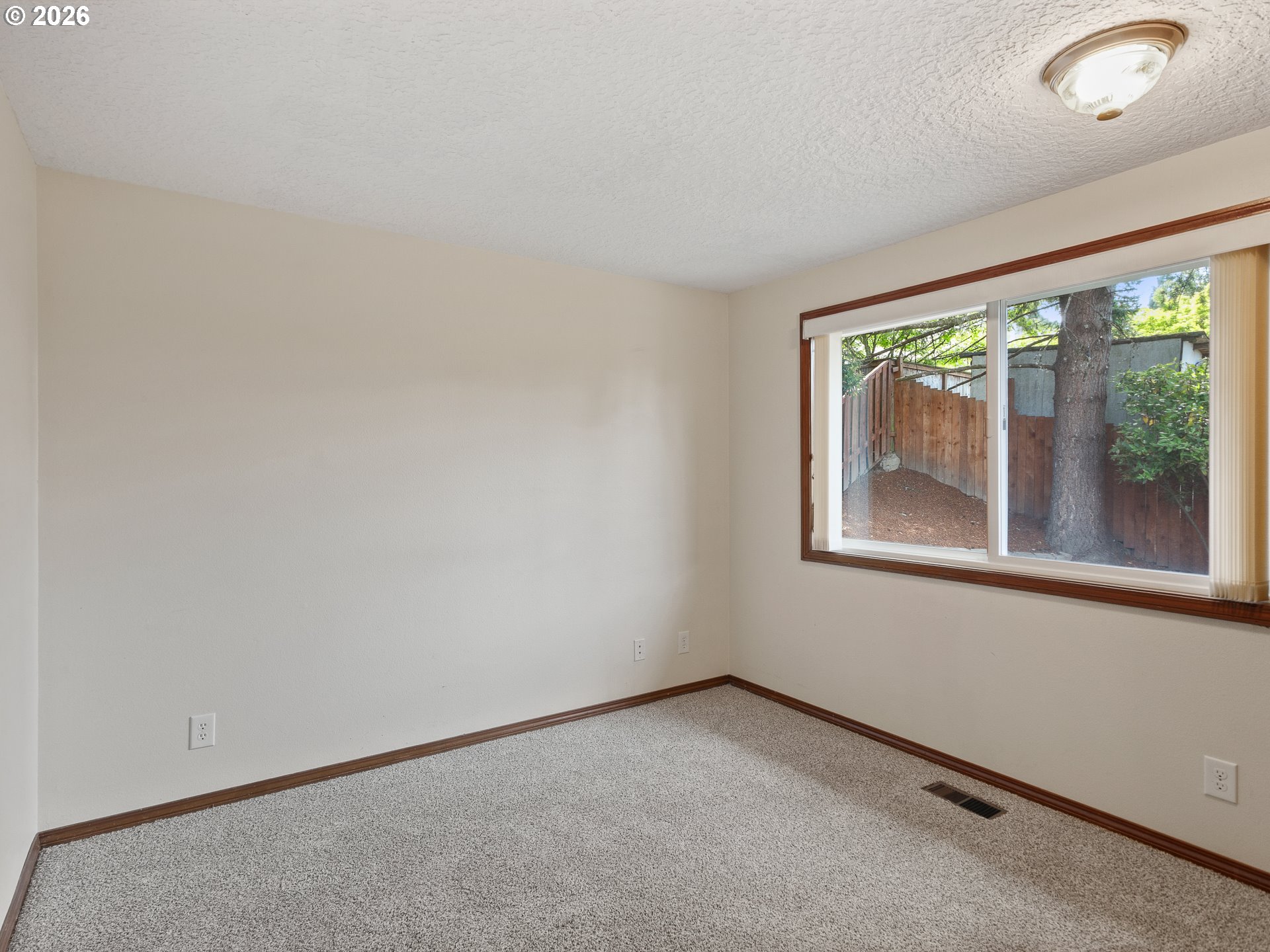 6127 Southwest 161st Place Beaverton, OR 97007 - Photo 28 of 47