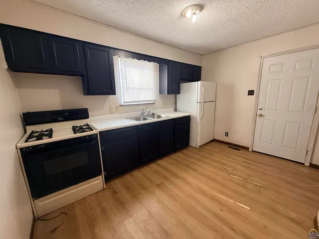 $170,000 | 1710 Southeast 24th Street, Topeka, KS 66605