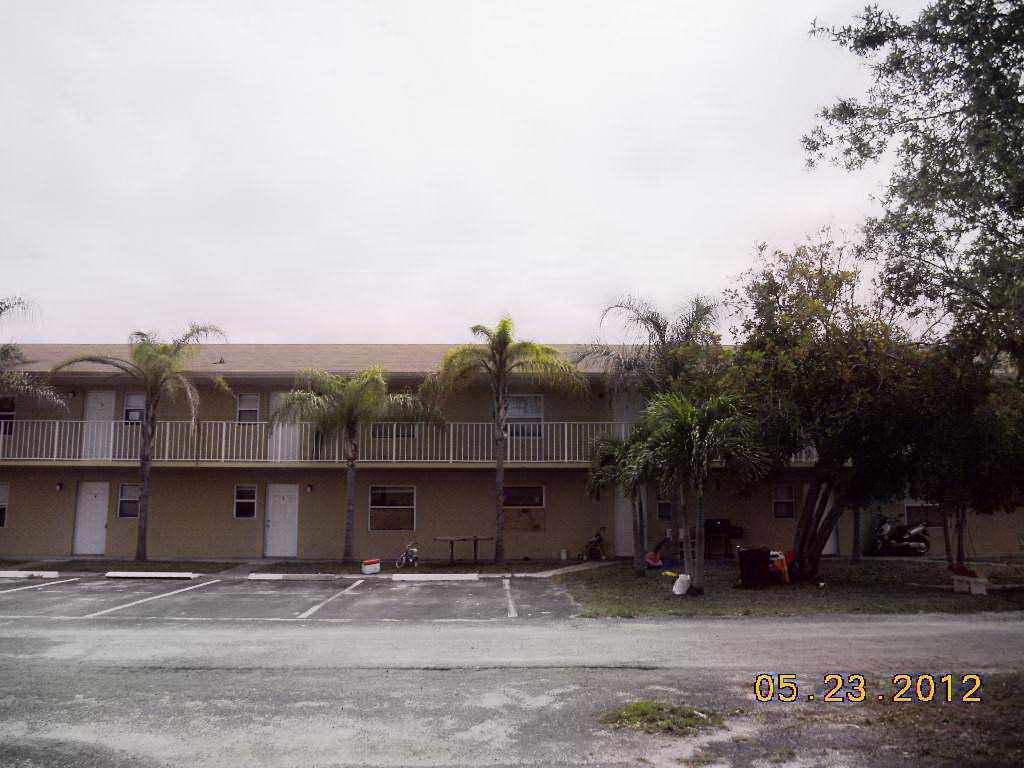605 Ixoria Fort, Unit 10A Fort Pierce, FL 34982 - Photo 1 of 18 Front