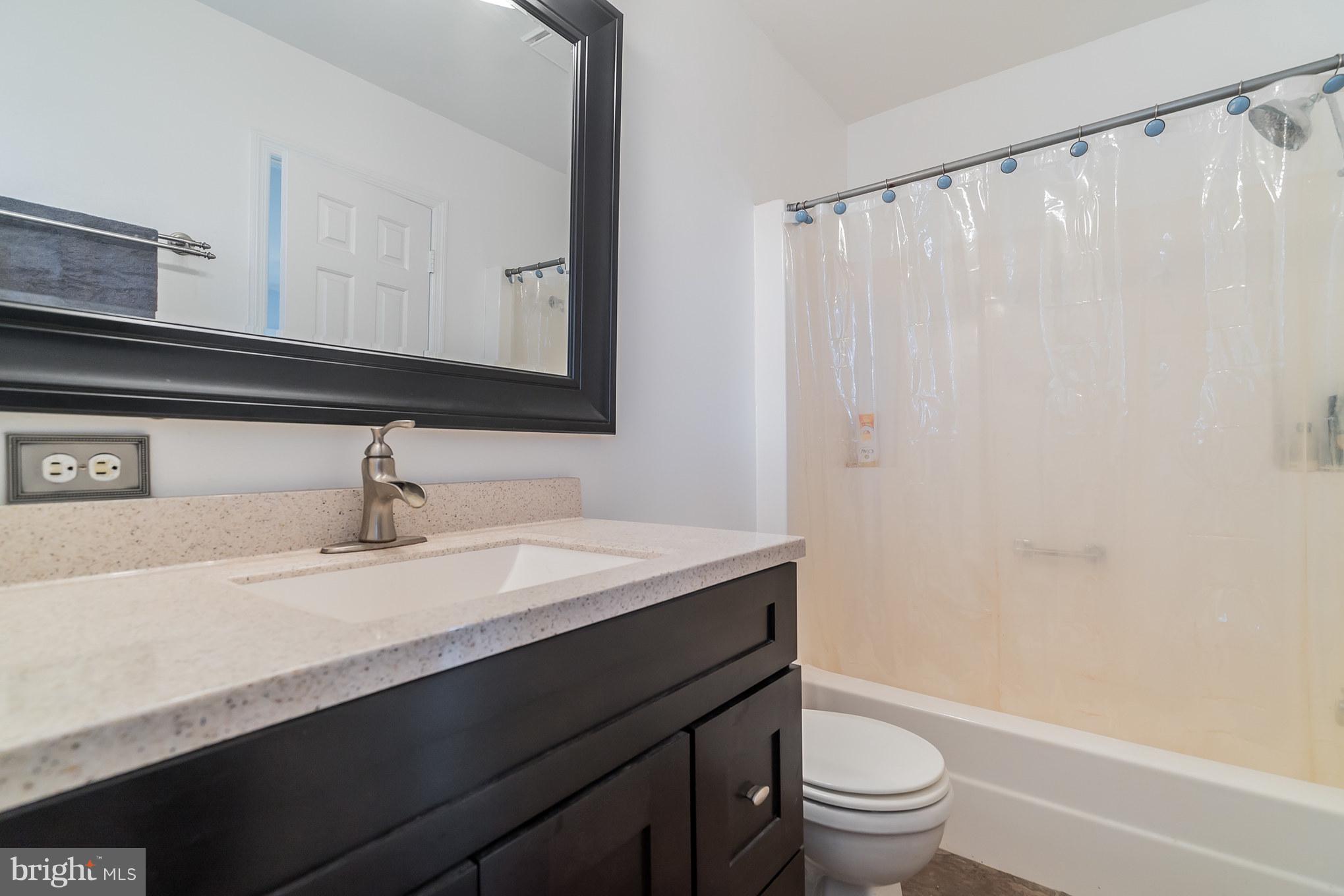 10600 Alum Springs Road Culpeper, VA 22701 - Photo 15 of 30 Master Bath
