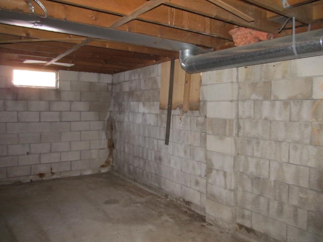 5707 South Lime Lake Road Cedar, MI 49621 - Photo 18 of 30 1814303-17.JPG