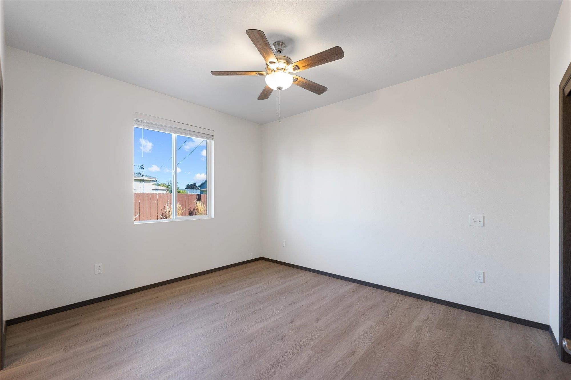 1912 North Regal Street Spokane, WA 99207 - Photo 13 of 23