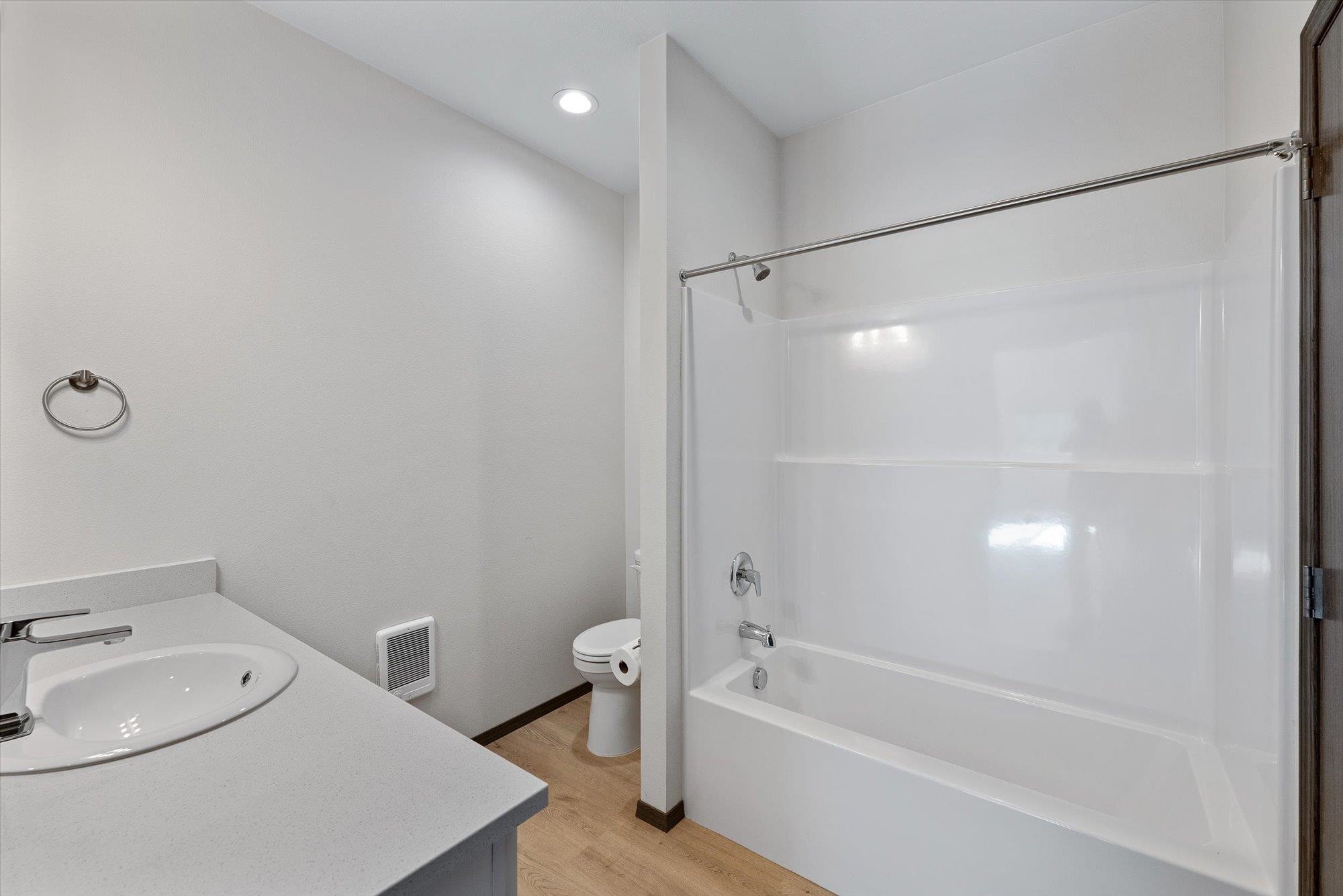 1912 North Regal Street Spokane, WA 99207 - Photo 16 of 23