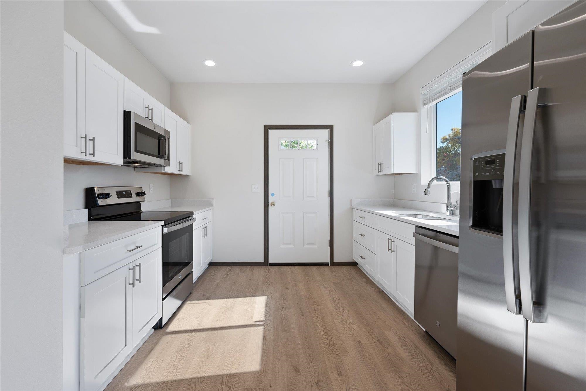 1912 North Regal Street Spokane, WA 99207 - Photo 8 of 23