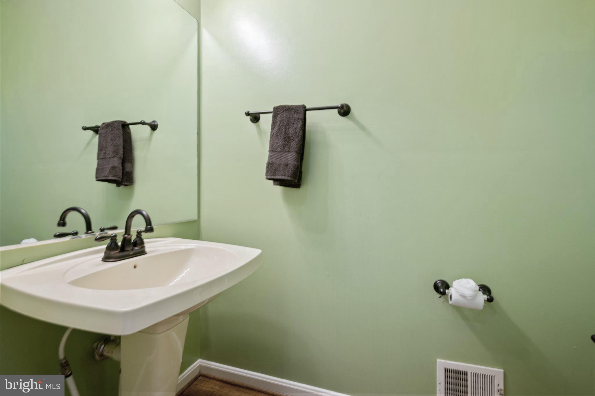 301 Crossing Road Fredericksburg, VA 22406 - Photo 12 of 33 Gallery Image 12