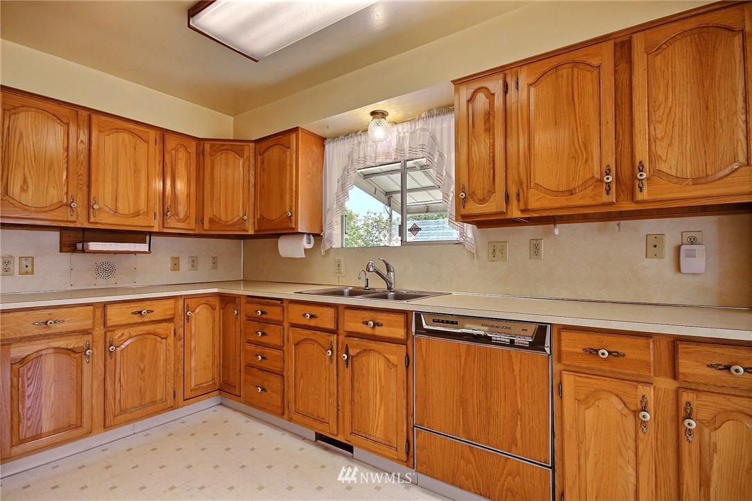 400 Stevens Avenue Southwest Renton, WA 98057 - Photo 6 of 20