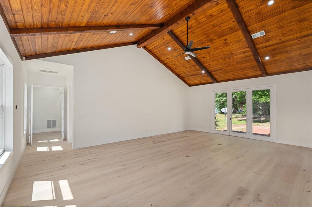 14354 Ridge Lane Malakoff, TX 75148 - Photo 19 of 40 a view of an empty room with a window