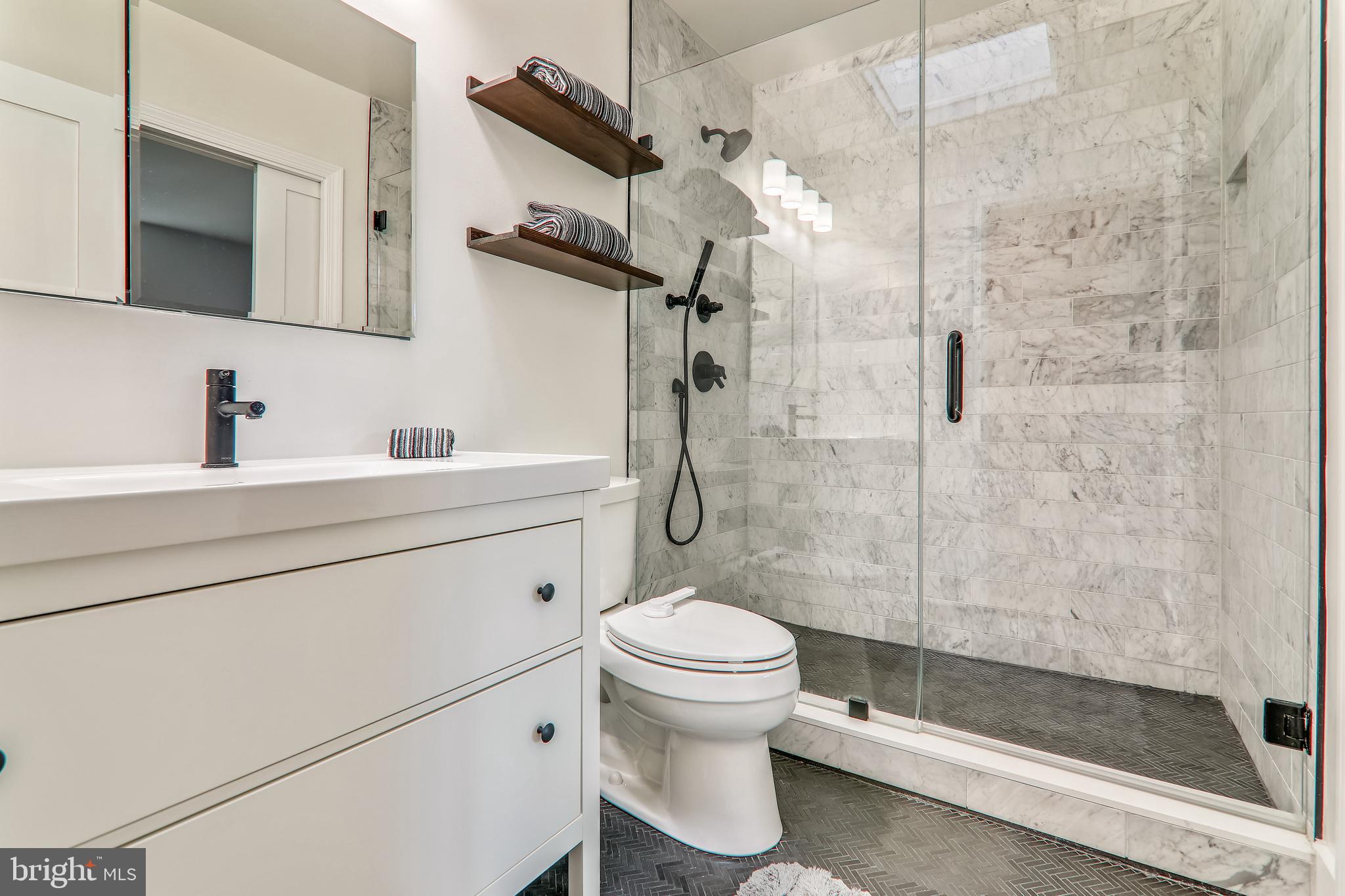 2414 Tunlaw Road Northwest Washington, DC 20007 - Photo 17 of 44 Gallery Image 17