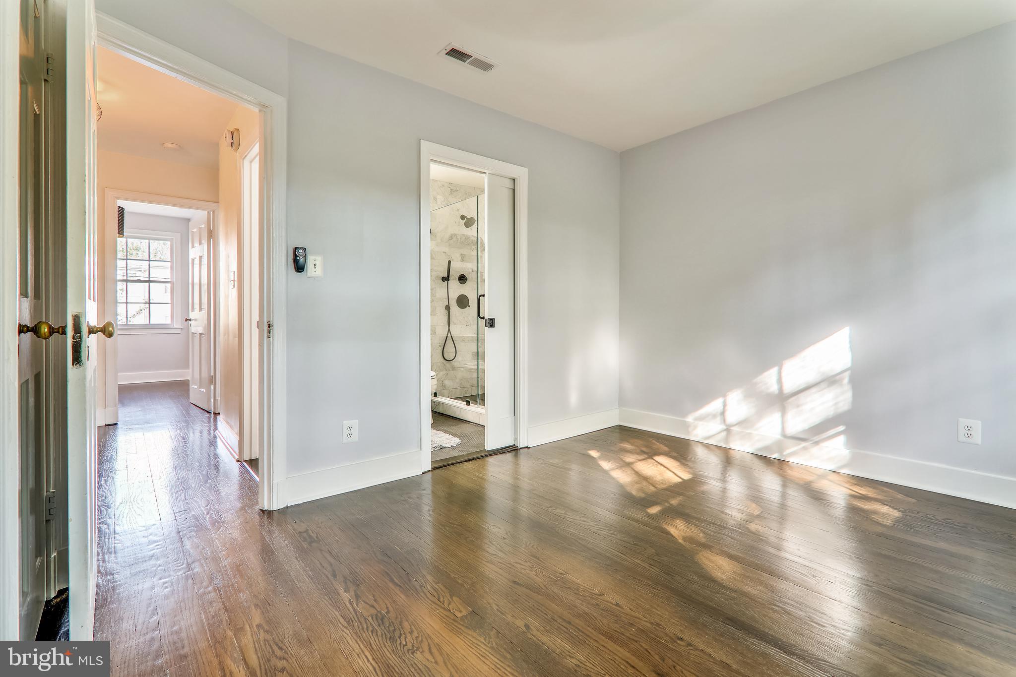 2414 Tunlaw Road Northwest Washington, DC 20007 - Photo 20 of 44 Gallery Image 20