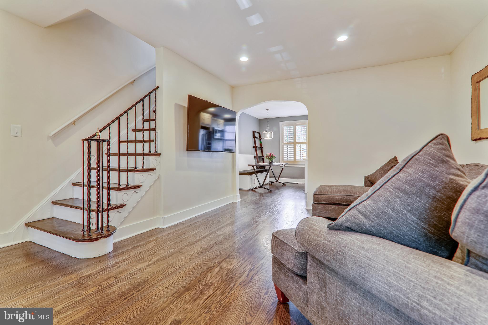2414 Tunlaw Road Northwest Washington, DC 20007 - Photo 7 of 44 Gallery Image 7