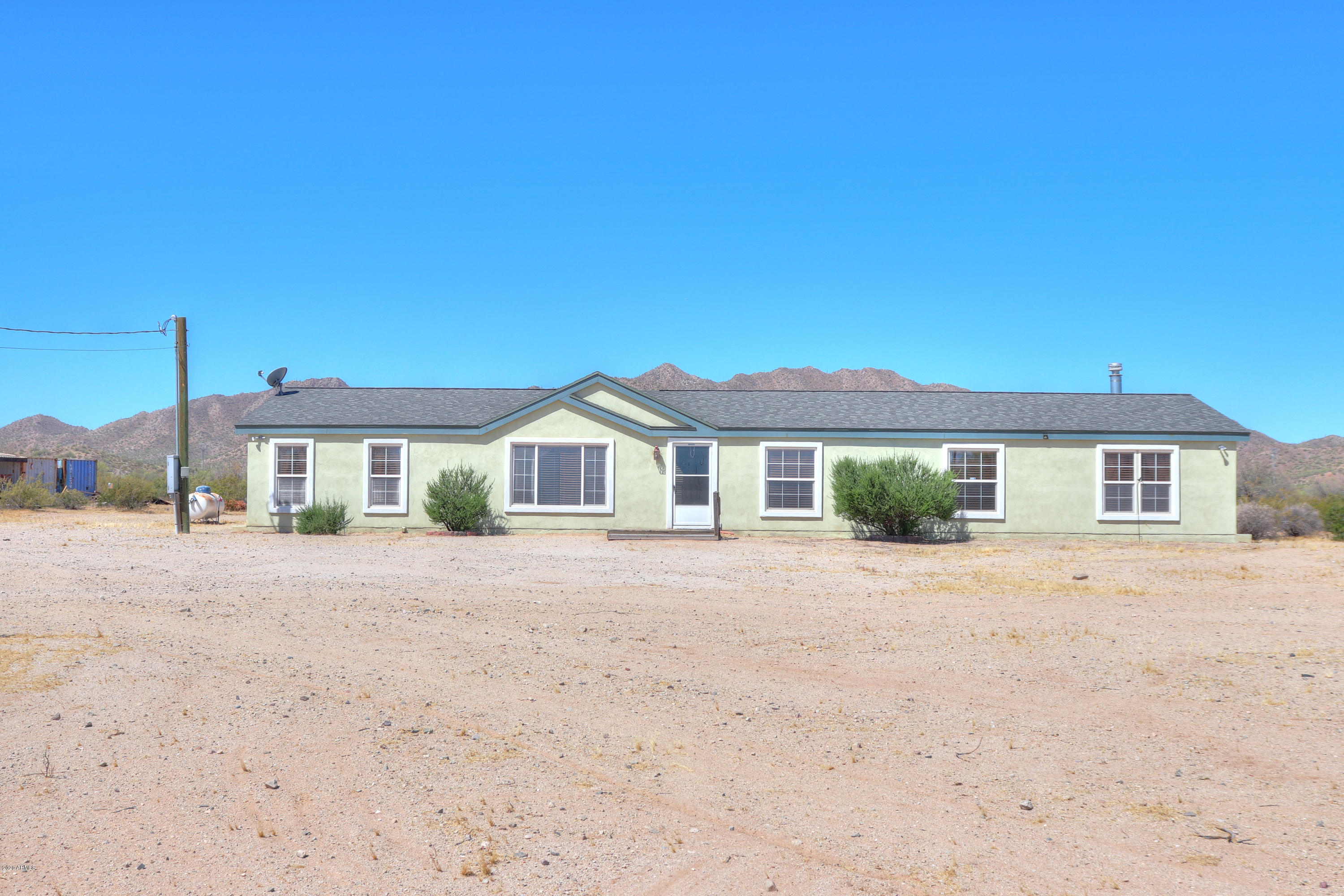 2618 North Bronco Road Maricopa, AZ 85139 - Photo 1 of 72 23
