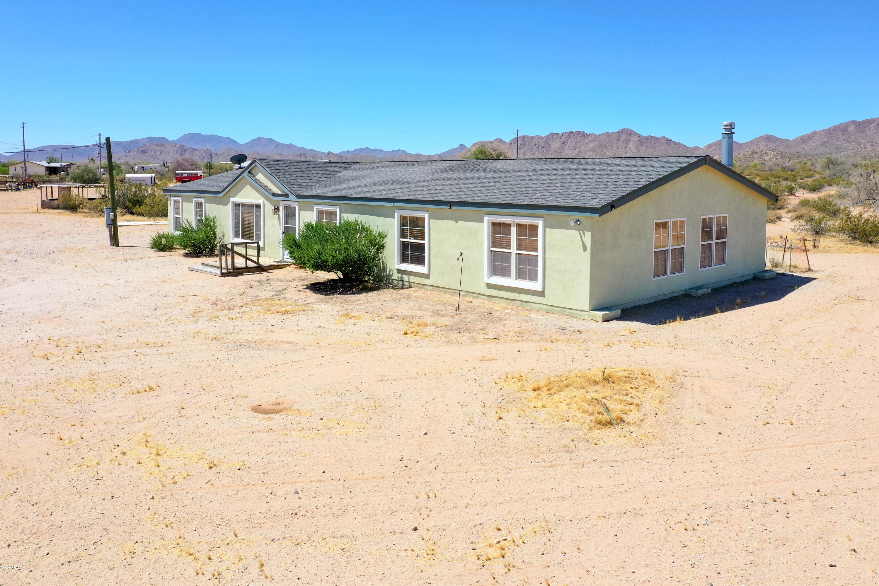 2618 North Bronco Road Maricopa, AZ 85139 - Photo 19 of 72 13