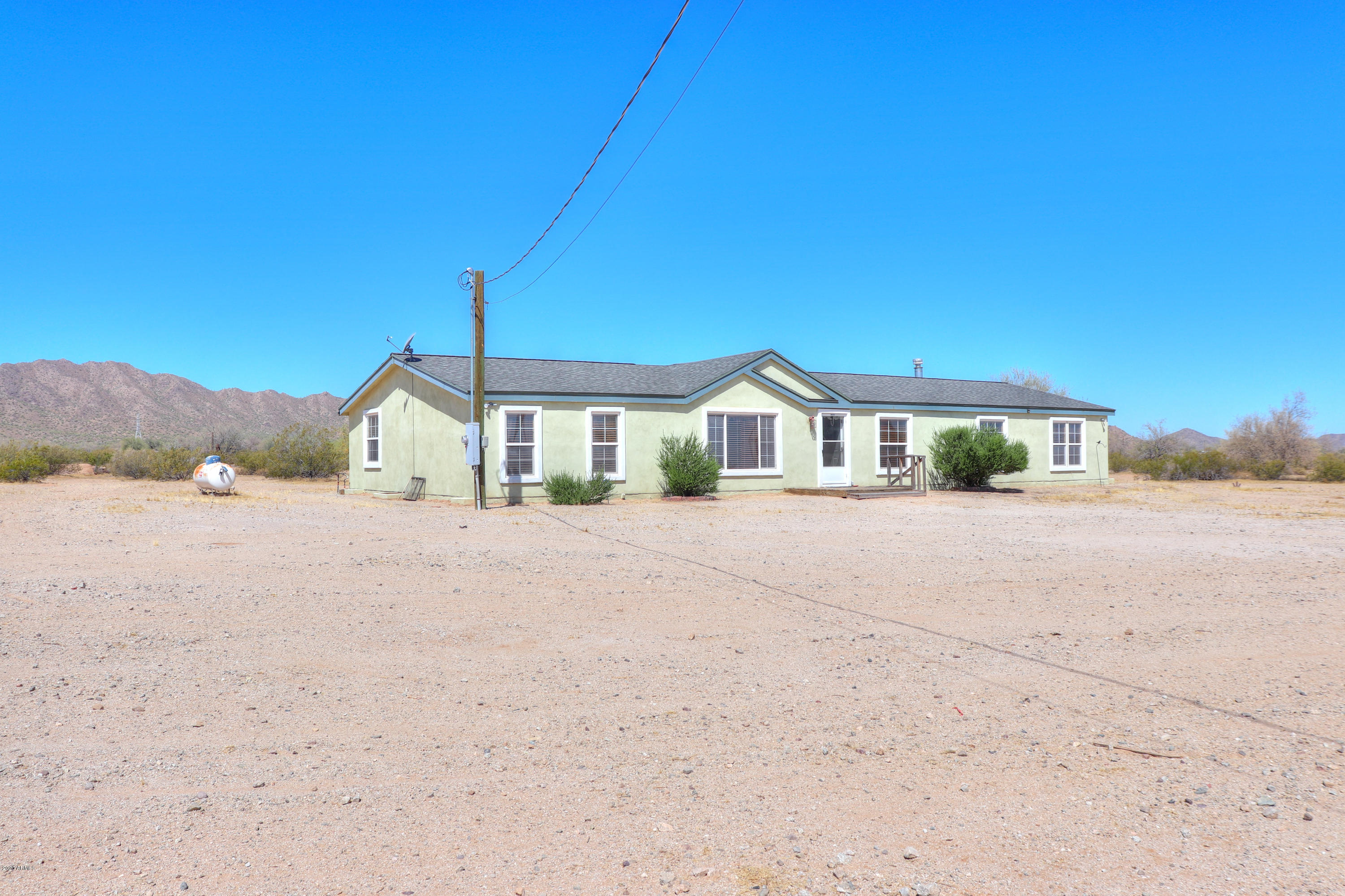 2618 North Bronco Road Maricopa, AZ 85139 - Photo 29 of 72 22