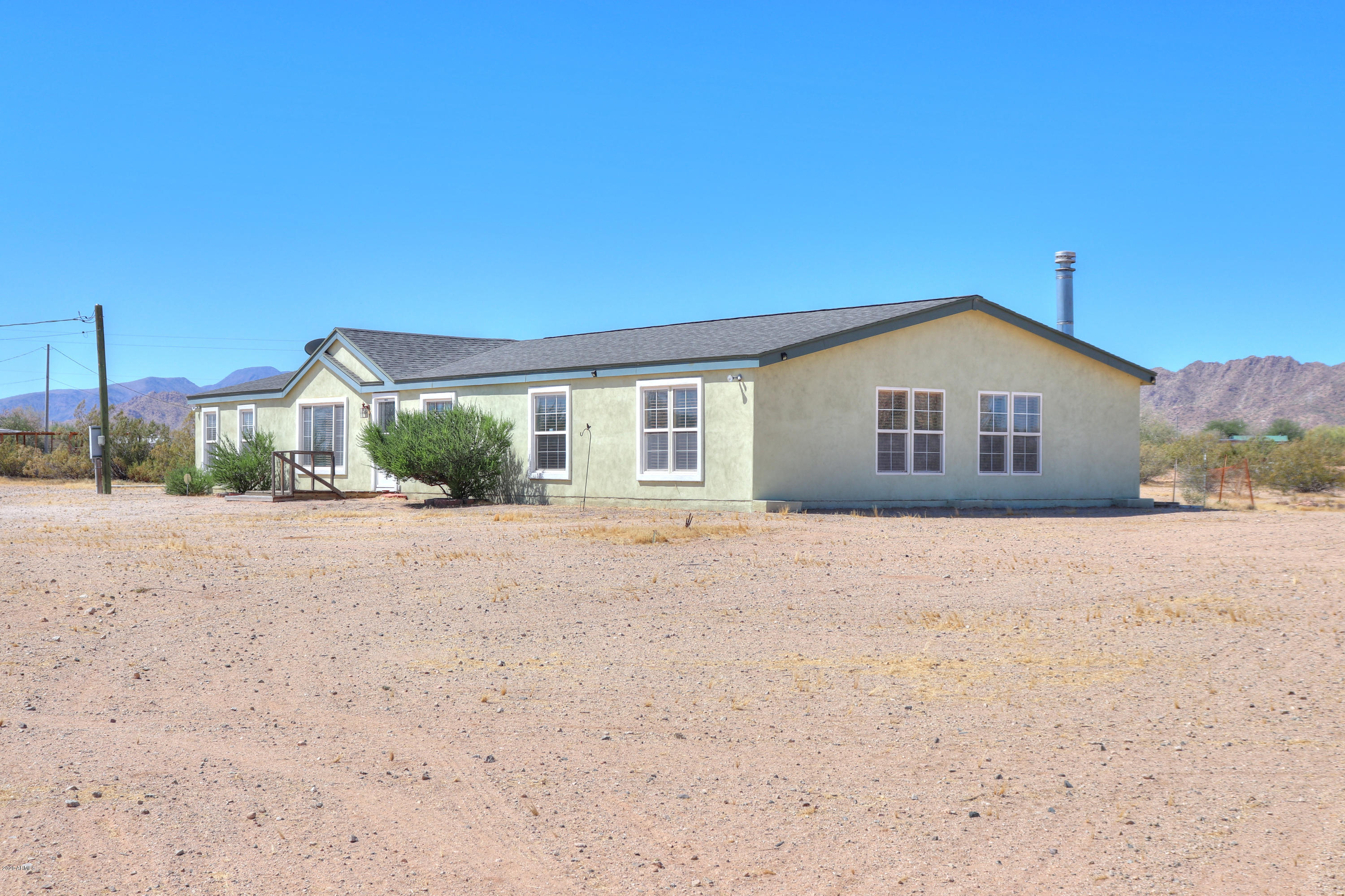 2618 North Bronco Road Maricopa, AZ 85139 - Photo 32 of 72 27