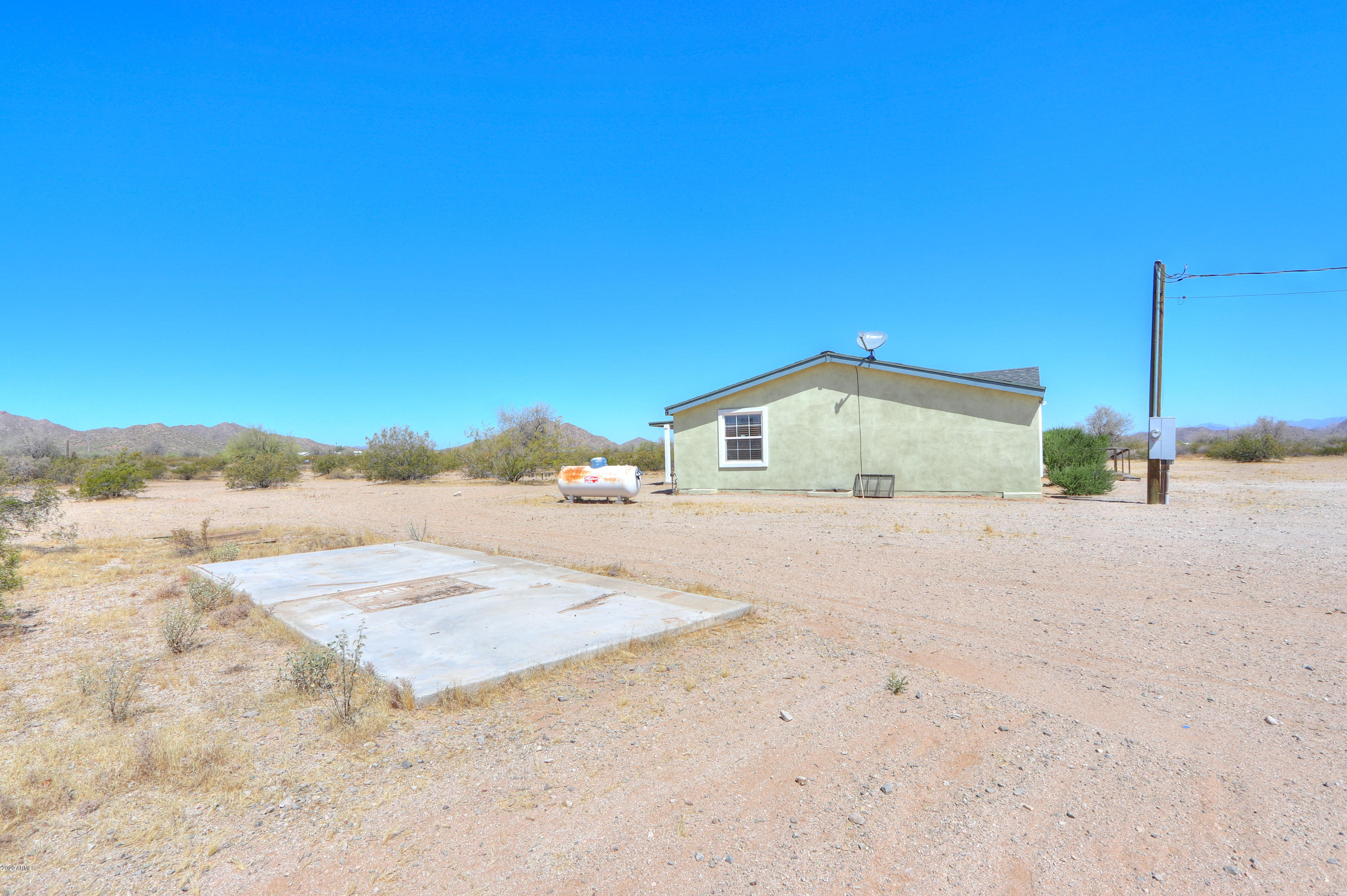 2618 North Bronco Road Maricopa, AZ 85139 - Photo 46 of 72 41