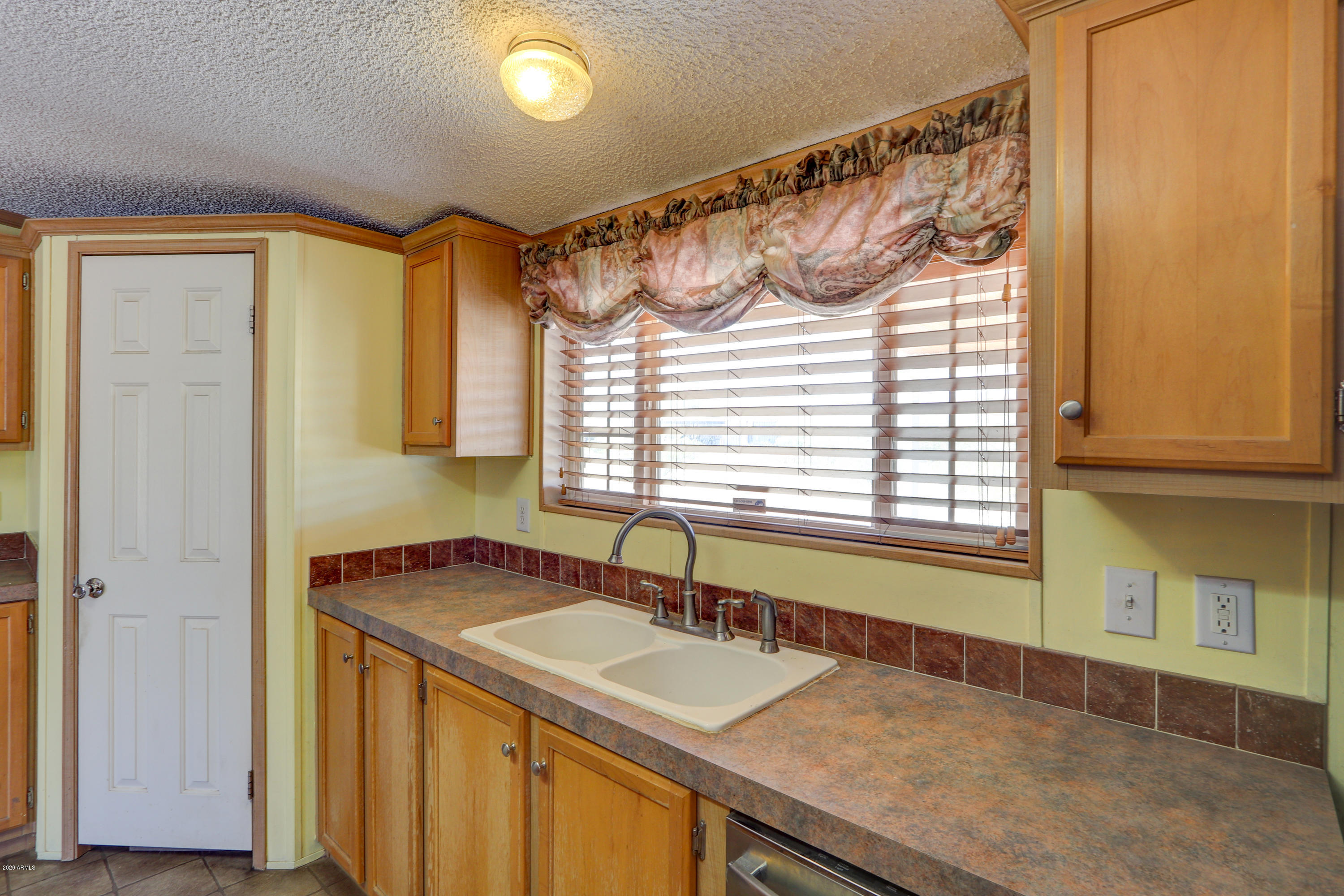 2618 North Bronco Road Maricopa, AZ 85139 - Photo 58 of 72 57