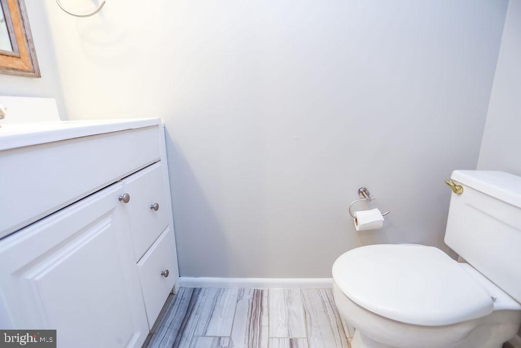 1646 Harvest Green Court Reston, VA 20194 - Photo 23 of 37 Nice and clean