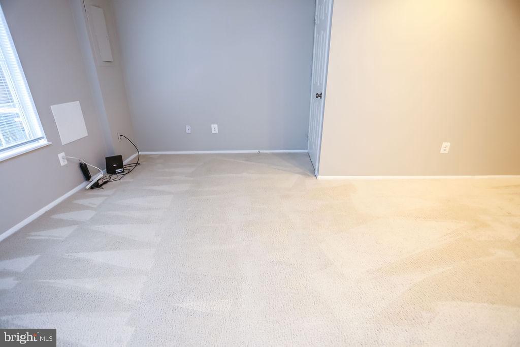 1646 Harvest Green Court Reston, VA 20194 - Photo 27 of 37 Walk out Lower Level. Check out the full window