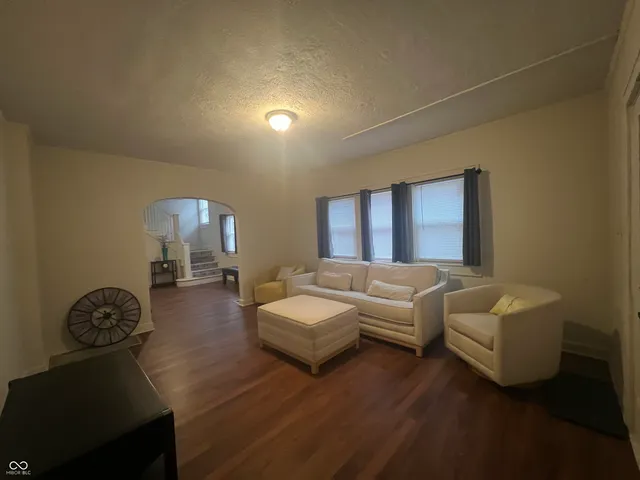 $1,499 | 3671 Birchwood Avenue, Indianapolis, IN 46205