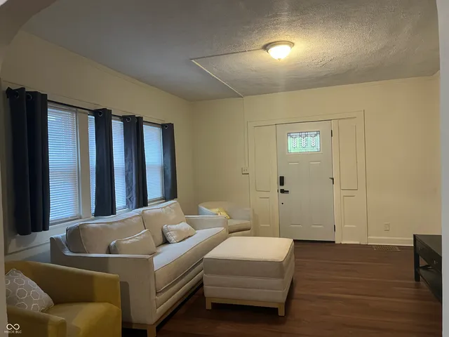 $1,499 | 3671 Birchwood Avenue, Indianapolis, IN 46205