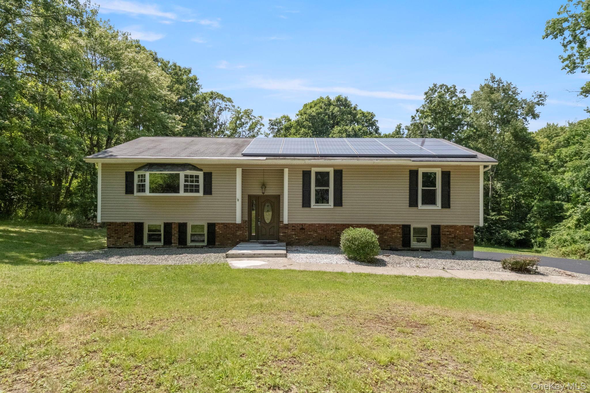 35 Penaluna Road Monroe, NY 10950 - Photo 1 of 43 Gallery Image 1