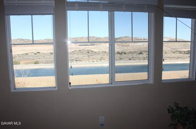 $660,000 | 2021 Tangerine Street, Palmdale, CA 93551